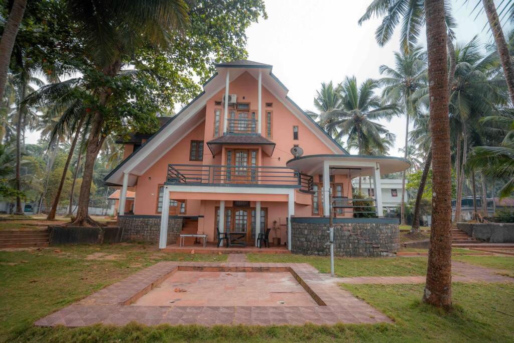 Baywatch By Grha - A Picturesque Beachfront Villa Kozhikode Exteriör bild